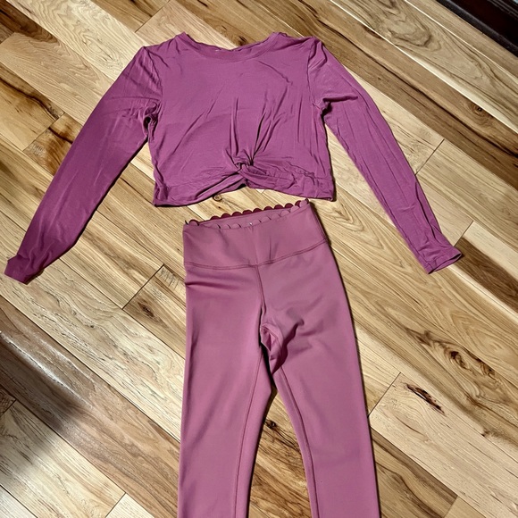 IVL Collective long sleeve crop shirt - Picture 3 of 4